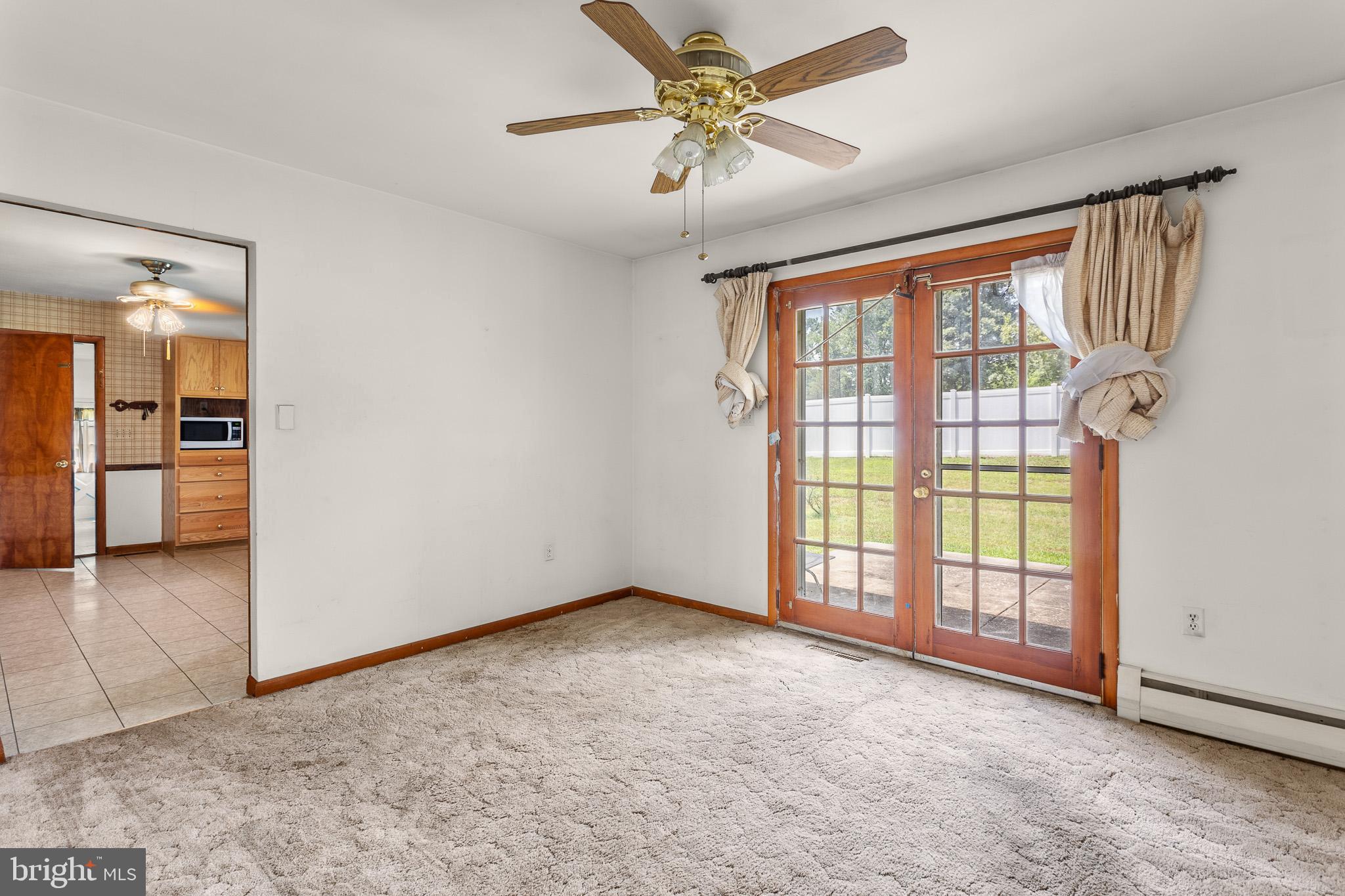 REGAL ESTATES - Residential