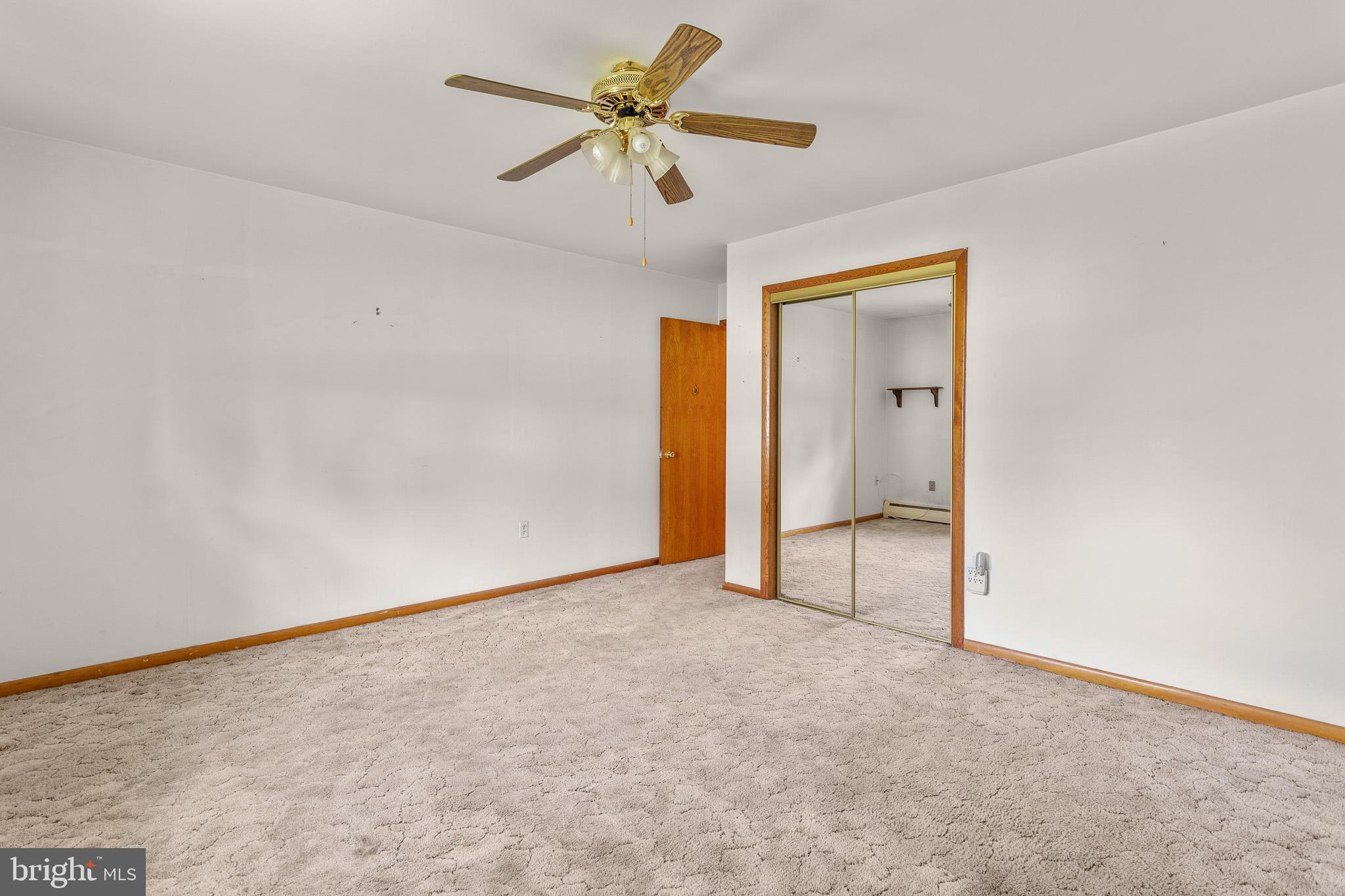 REGAL ESTATES - Residential