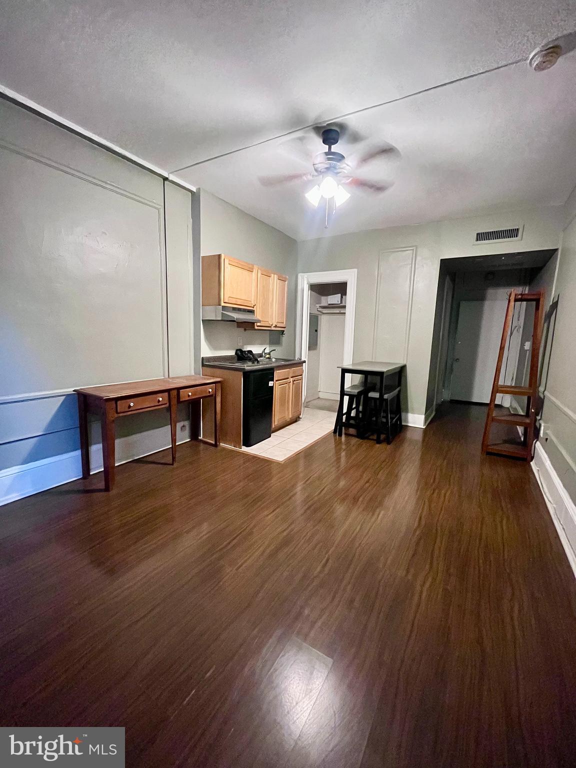 AVENUE OF THE ARTS - Residential
