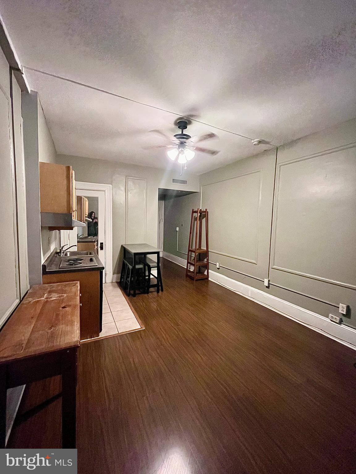 AVENUE OF THE ARTS - Residential