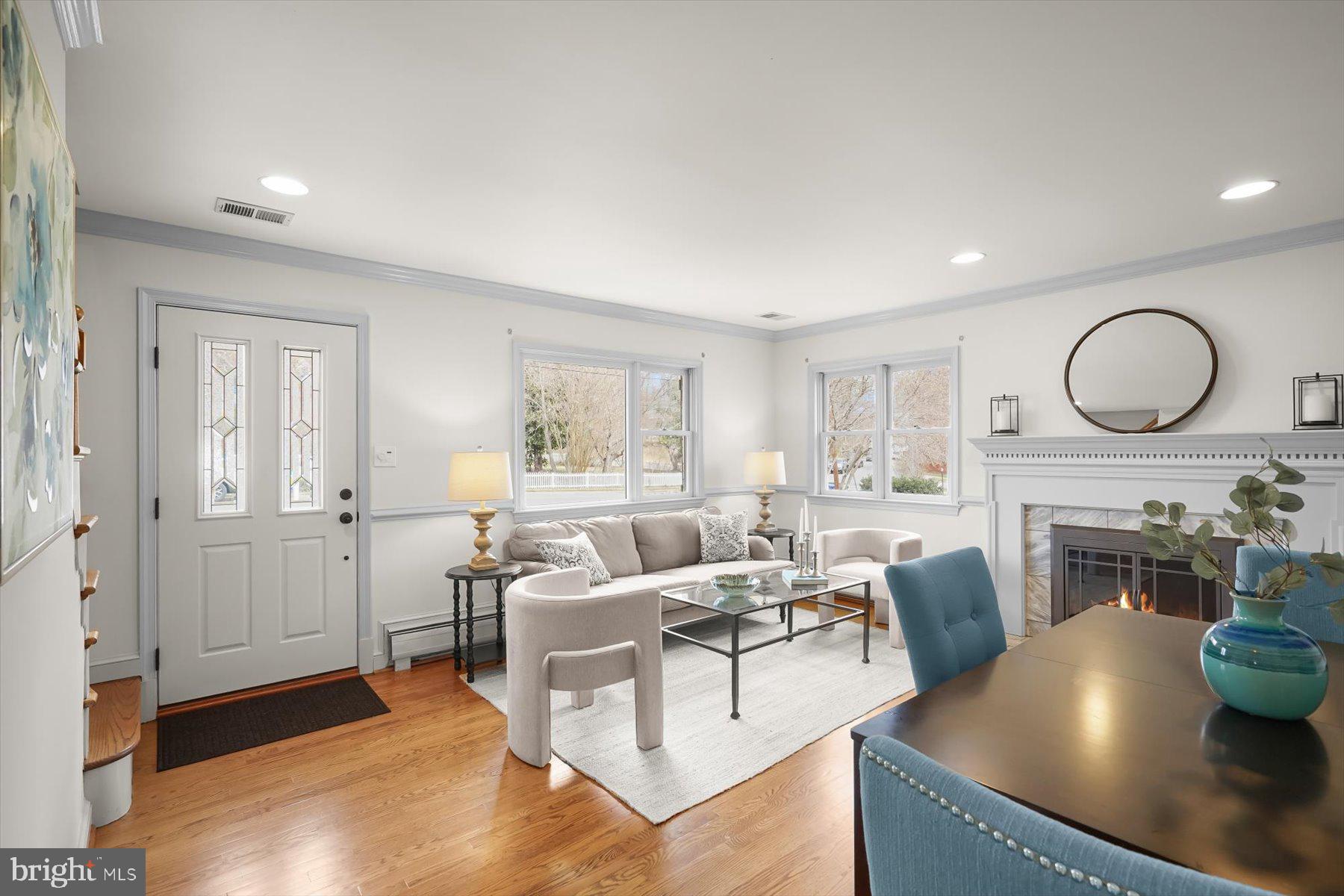 BROYHILL PARK - Residential