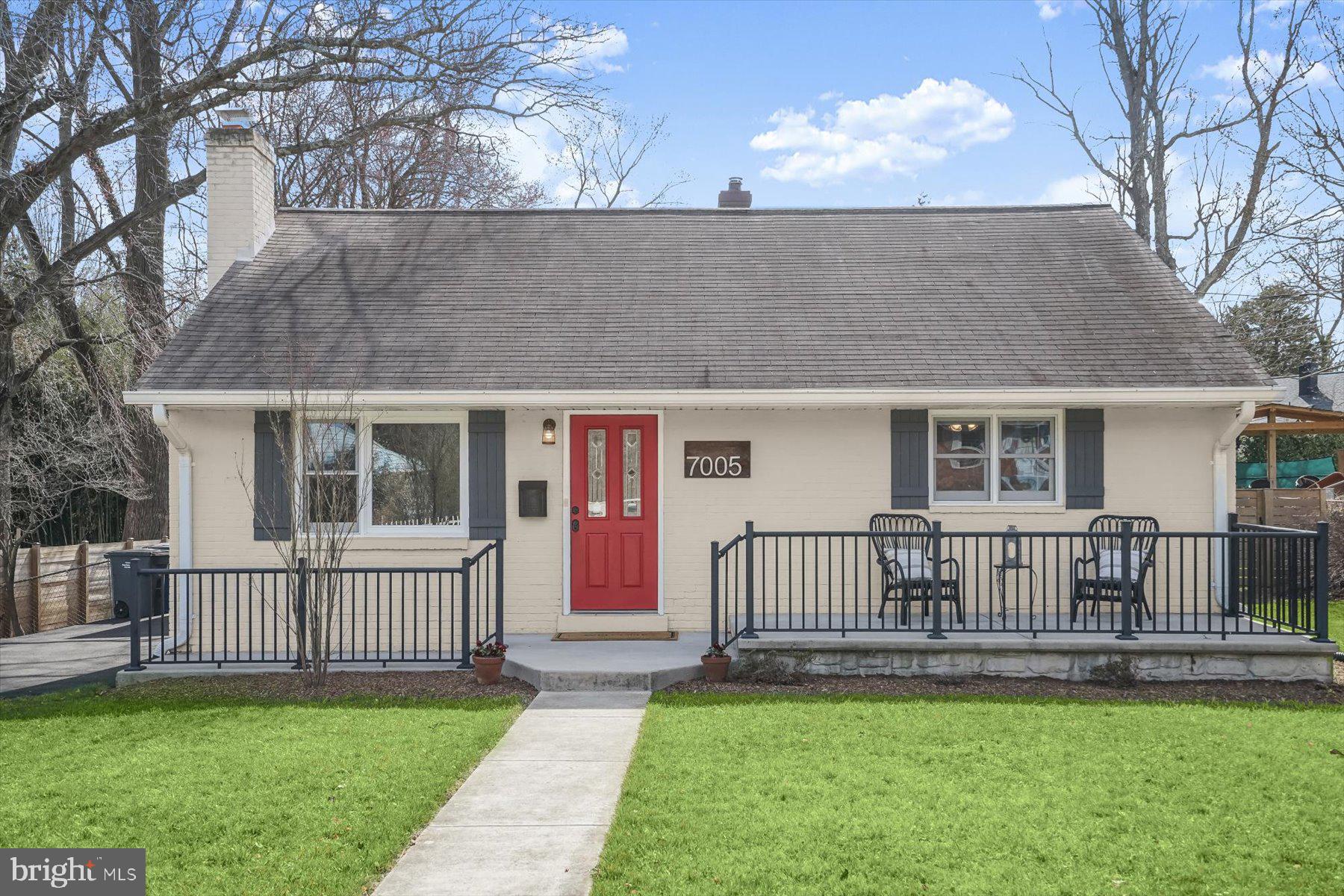 BROYHILL PARK - Residential