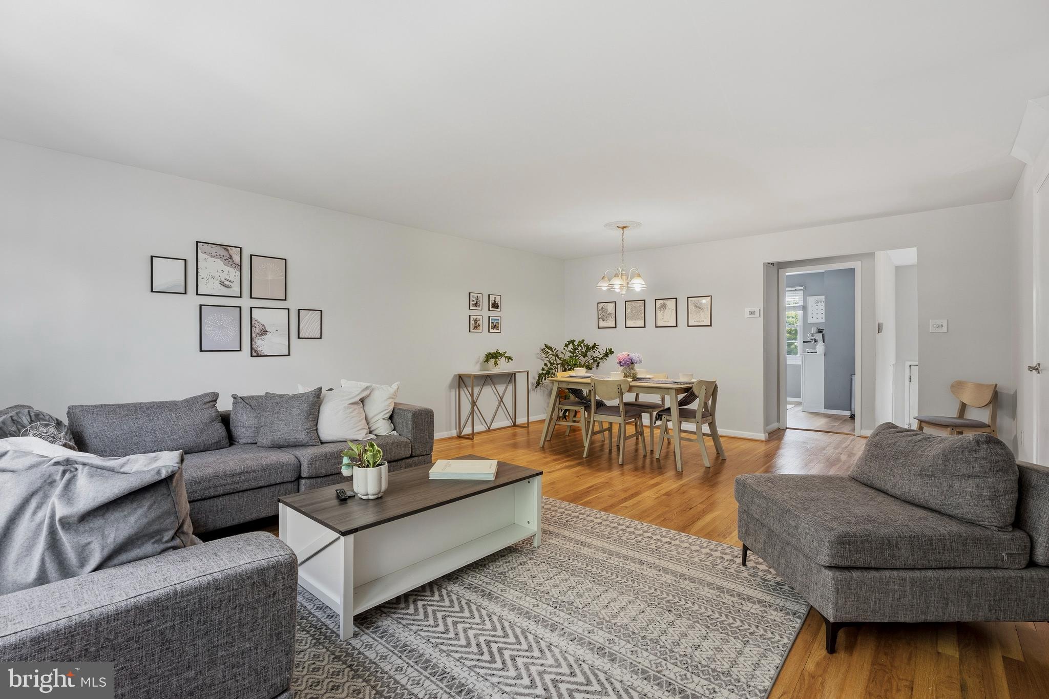 DULANEY TOWERS - Residential