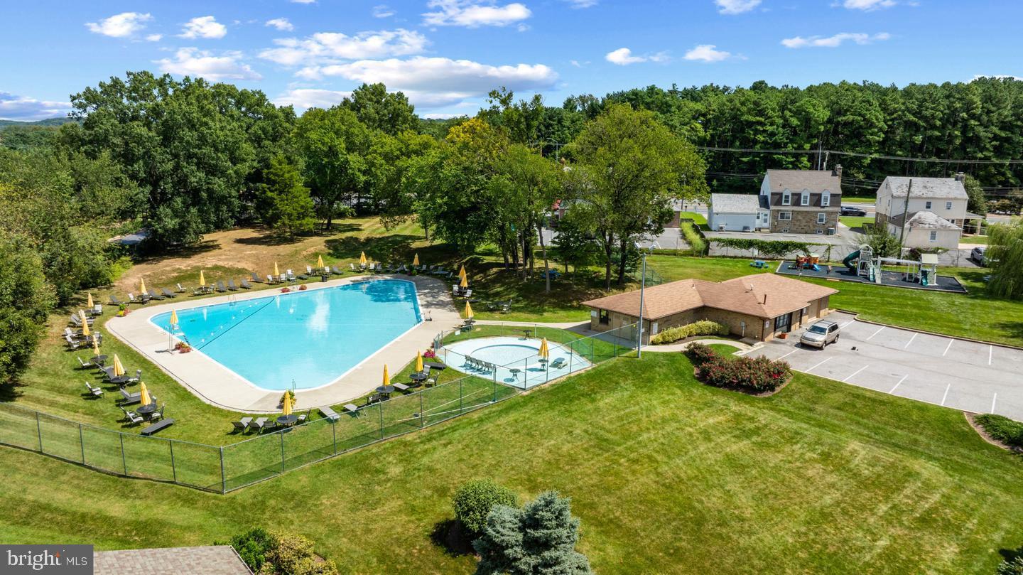 DULANEY TOWERS - Residential