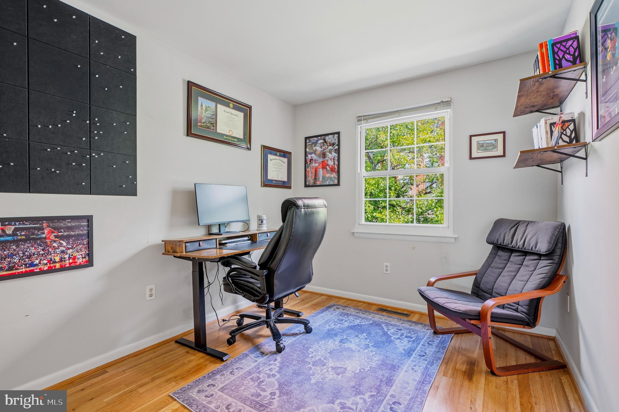 DULANEY TOWERS - Residential