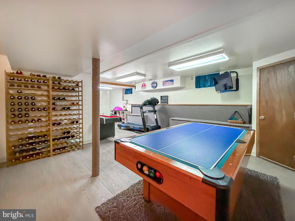 WOODLYN WEST - Residential