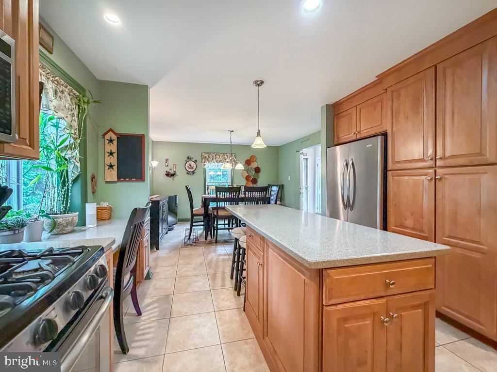 WOODLYN WEST - Residential