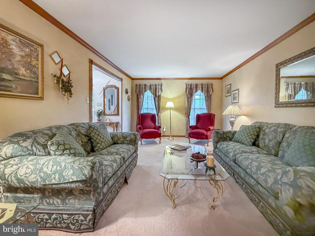 WOODLYN WEST - Residential