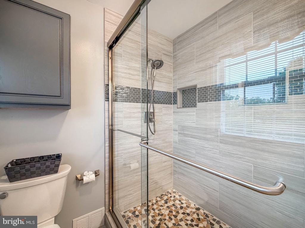 WOODLYN WEST - Residential