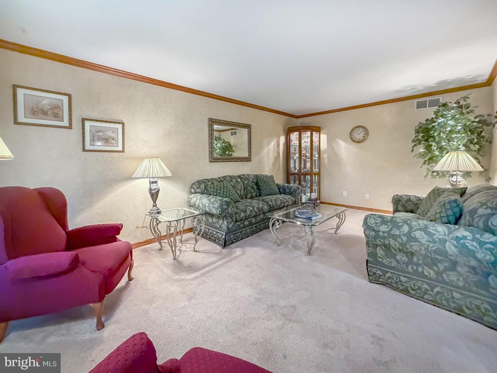WOODLYN WEST - Residential