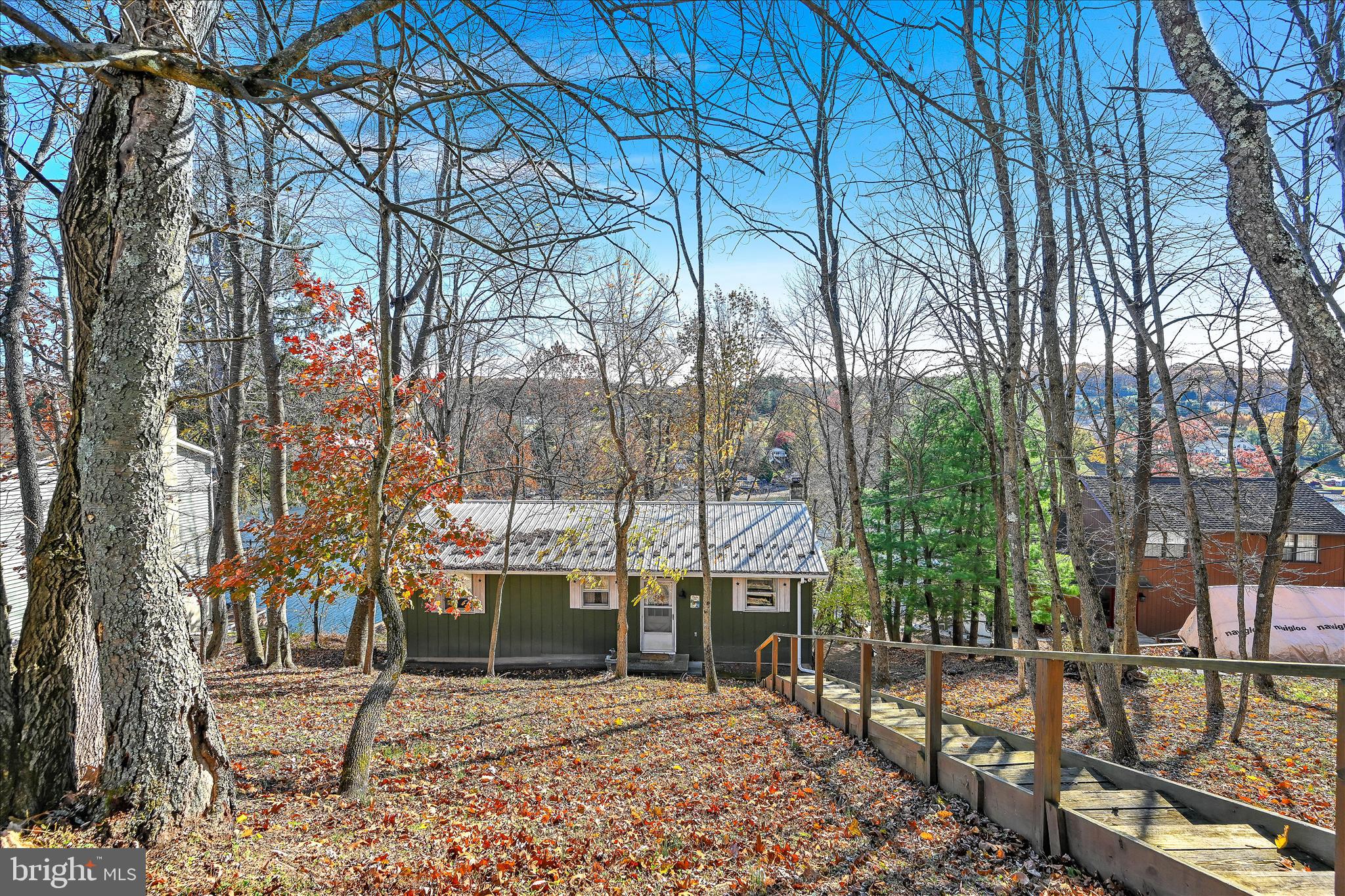 LAKE WYNONAH - Residential