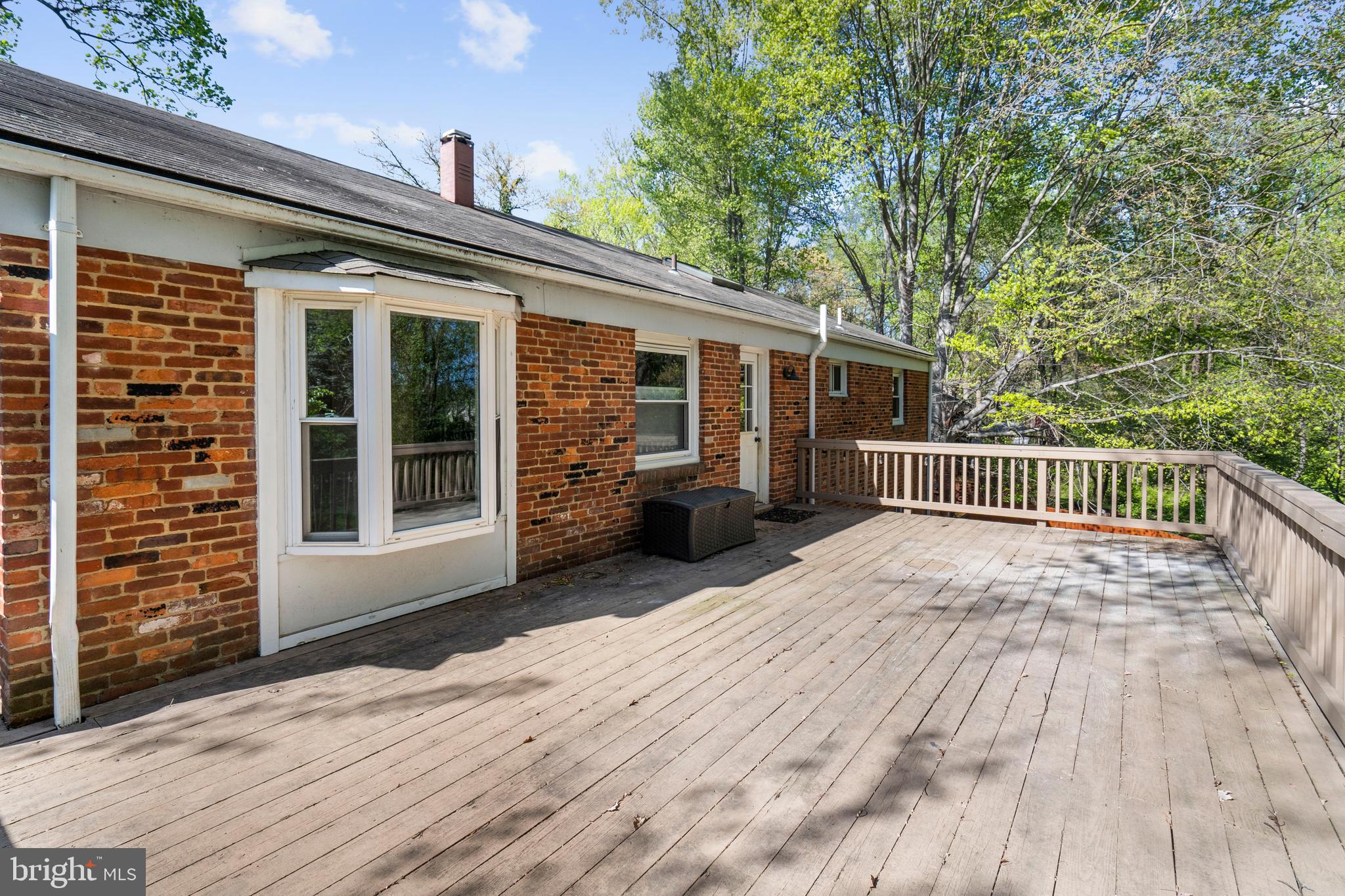 CHESTERBROOK WOODS - Residential Lease