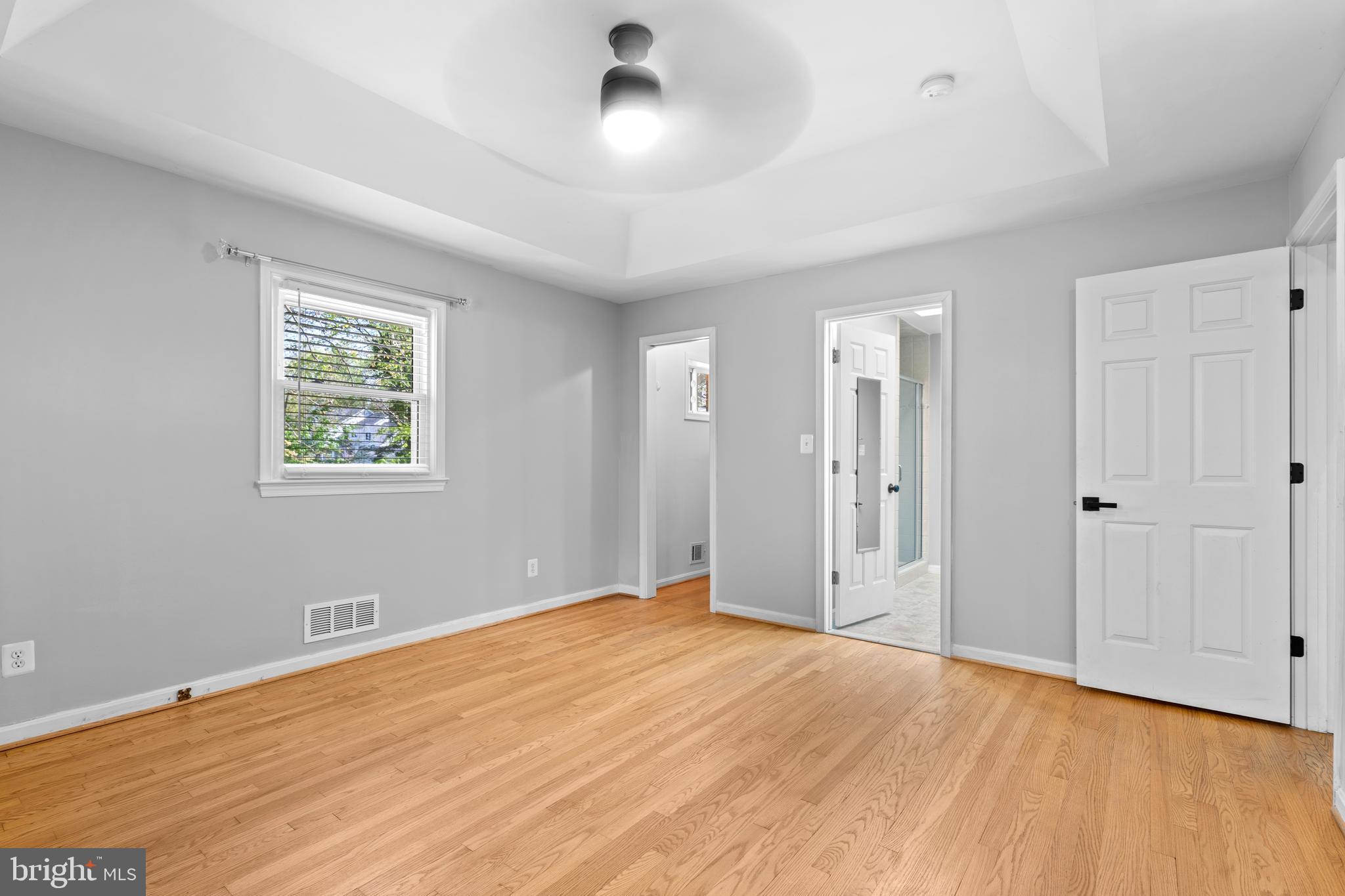 CHESTERBROOK WOODS - Residential Lease
