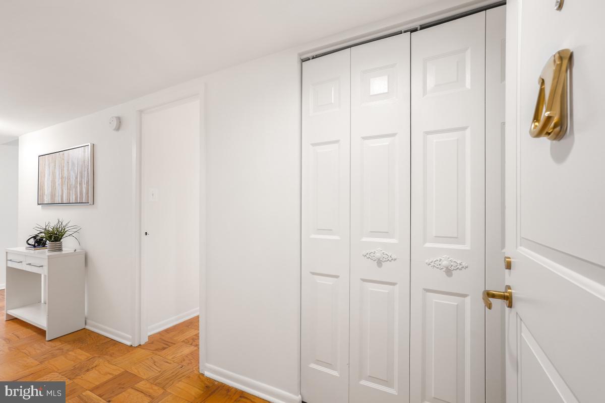 FRIENDSHIP HEIGHTS - Residential