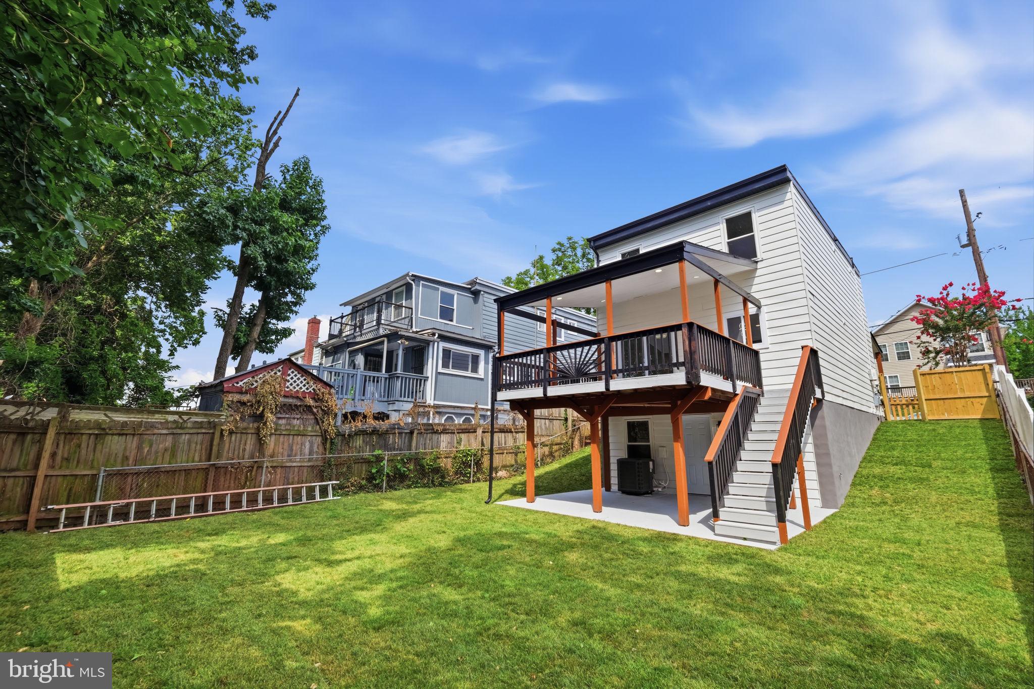 TOLSON HEIGHTS - Residential