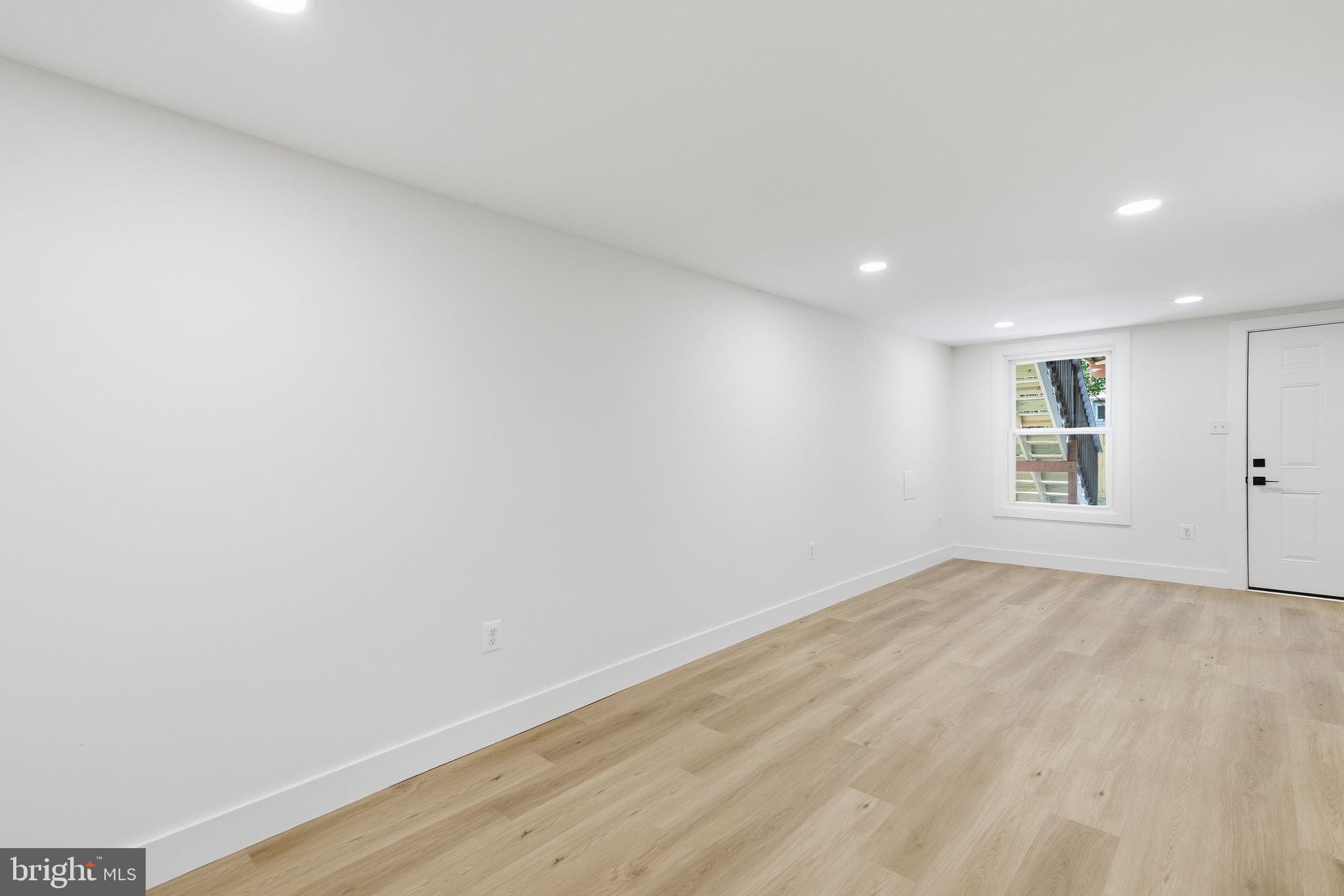 TOLSON HEIGHTS - Residential