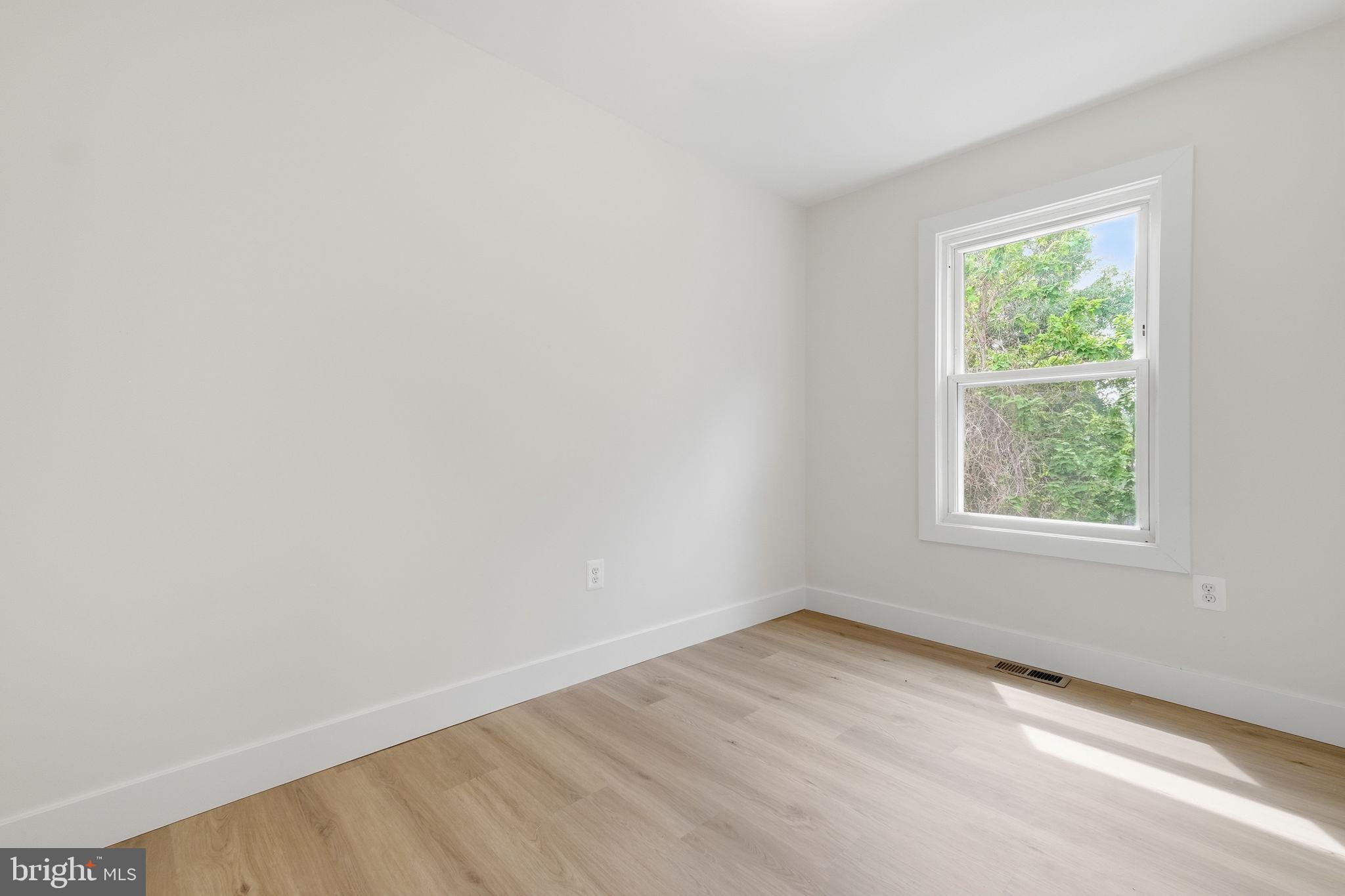 TOLSON HEIGHTS - Residential