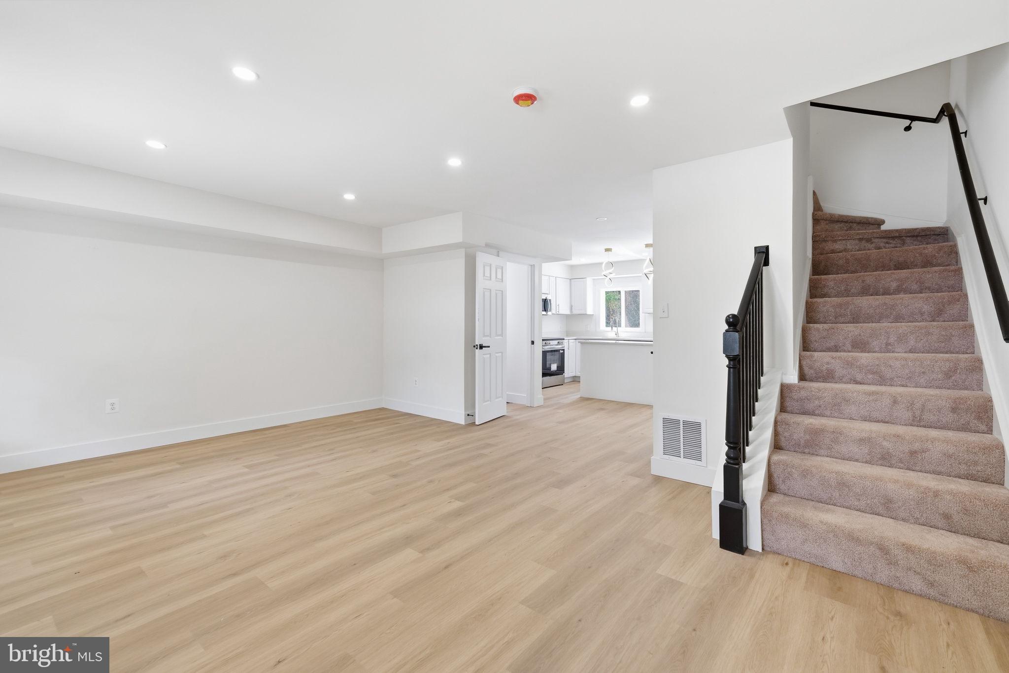 TOLSON HEIGHTS - Residential