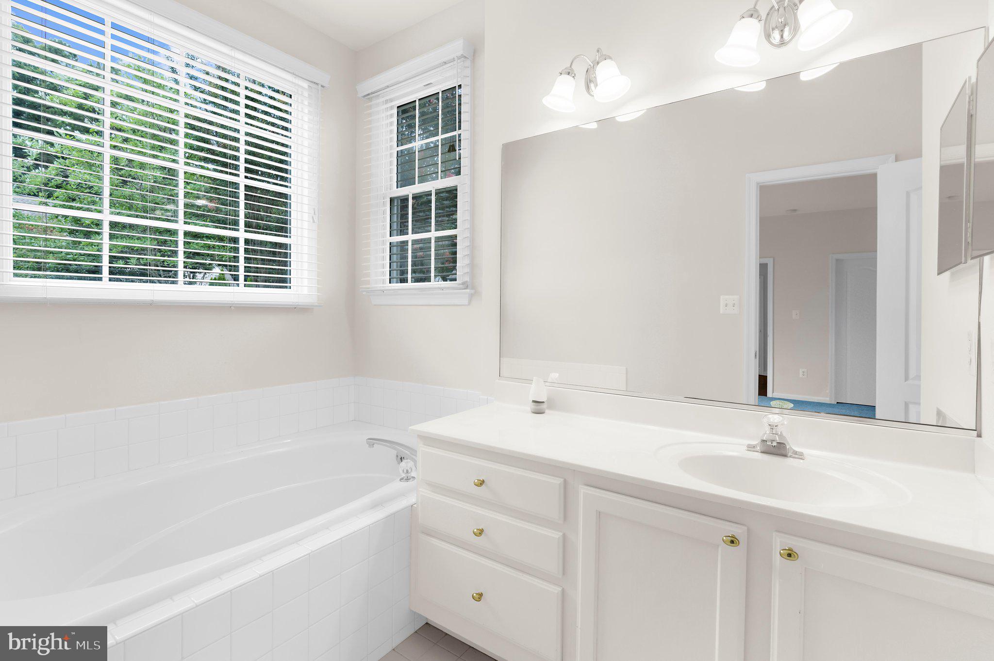 EASTON CLUB - Residential