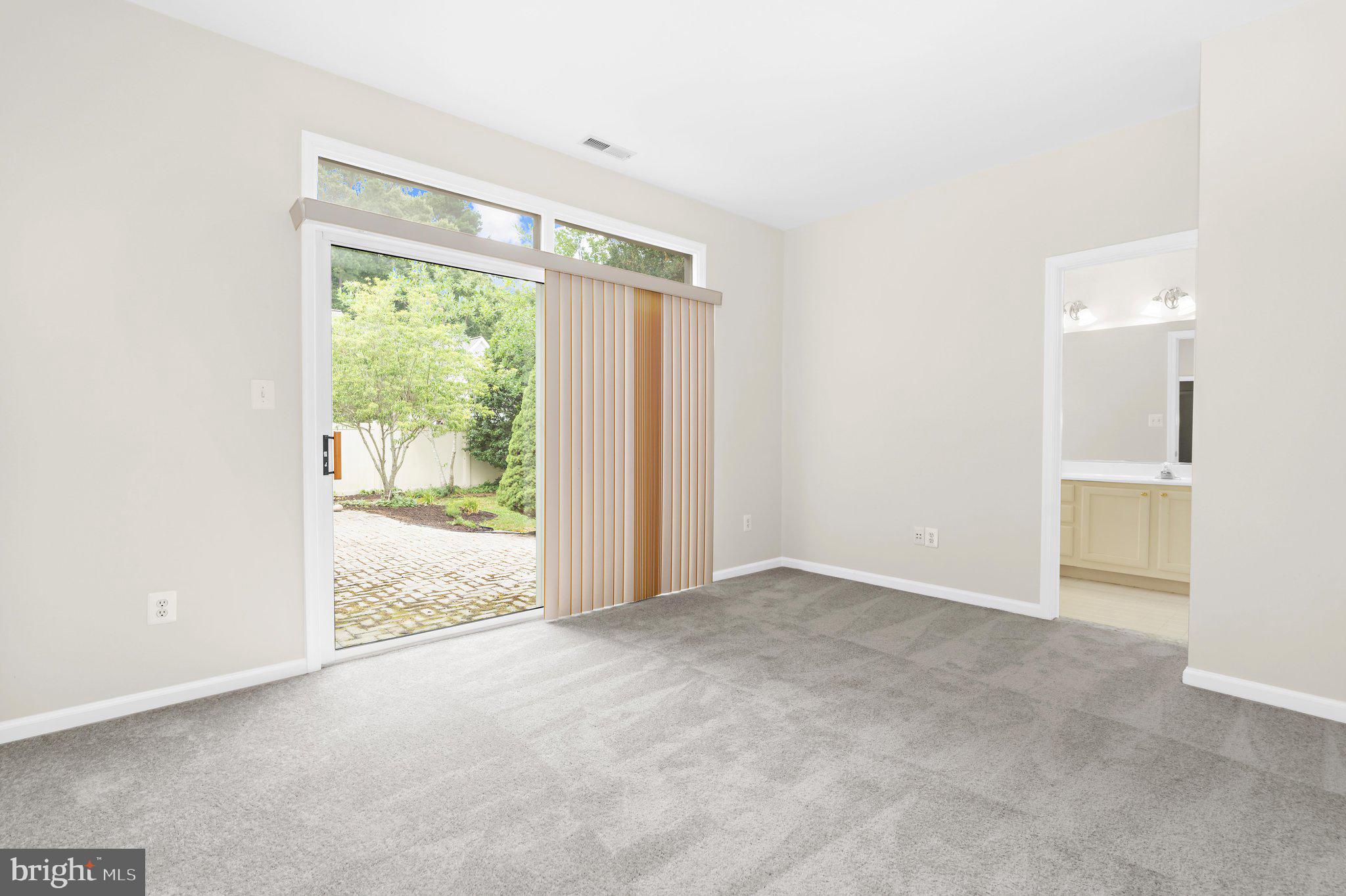 EASTON CLUB - Residential