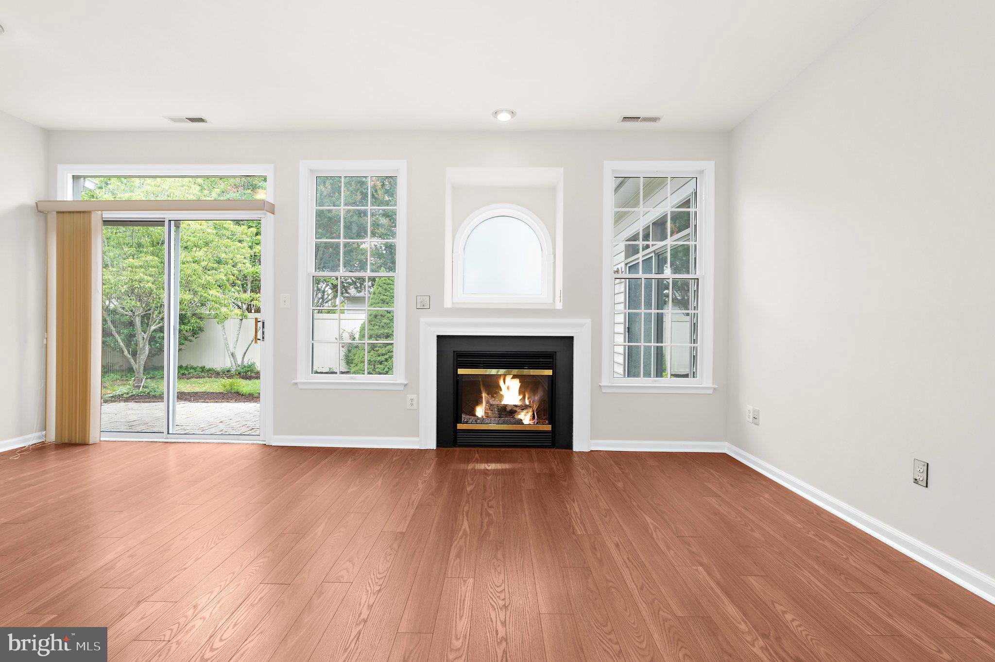 EASTON CLUB - Residential
