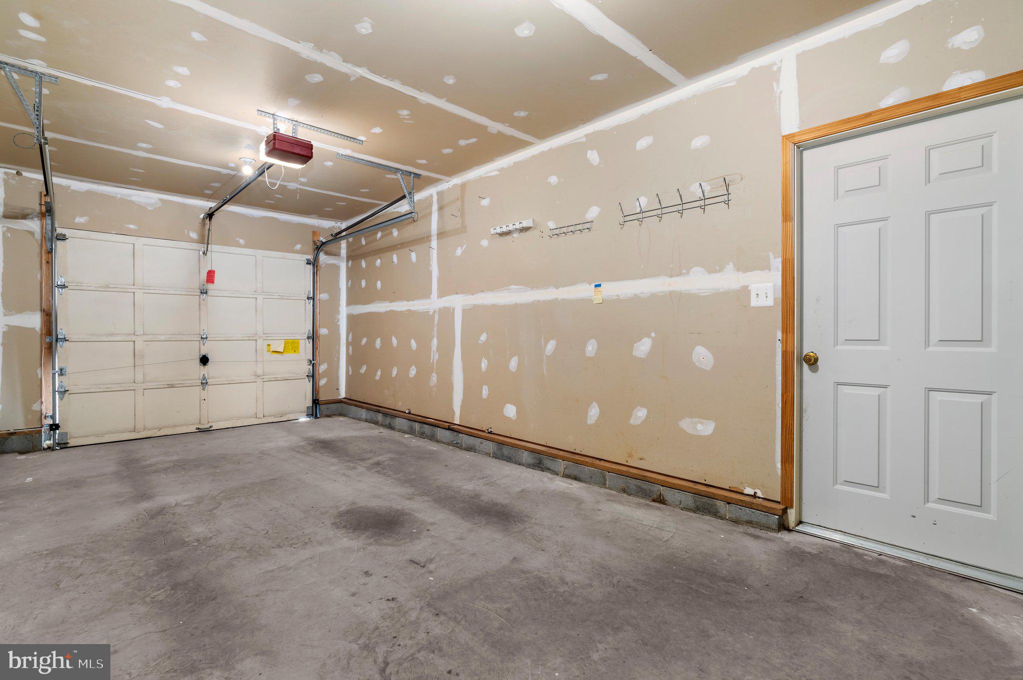 EASTON CLUB - Residential