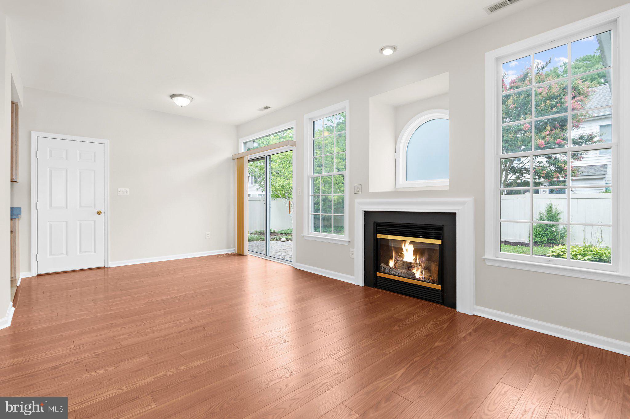 EASTON CLUB - Residential