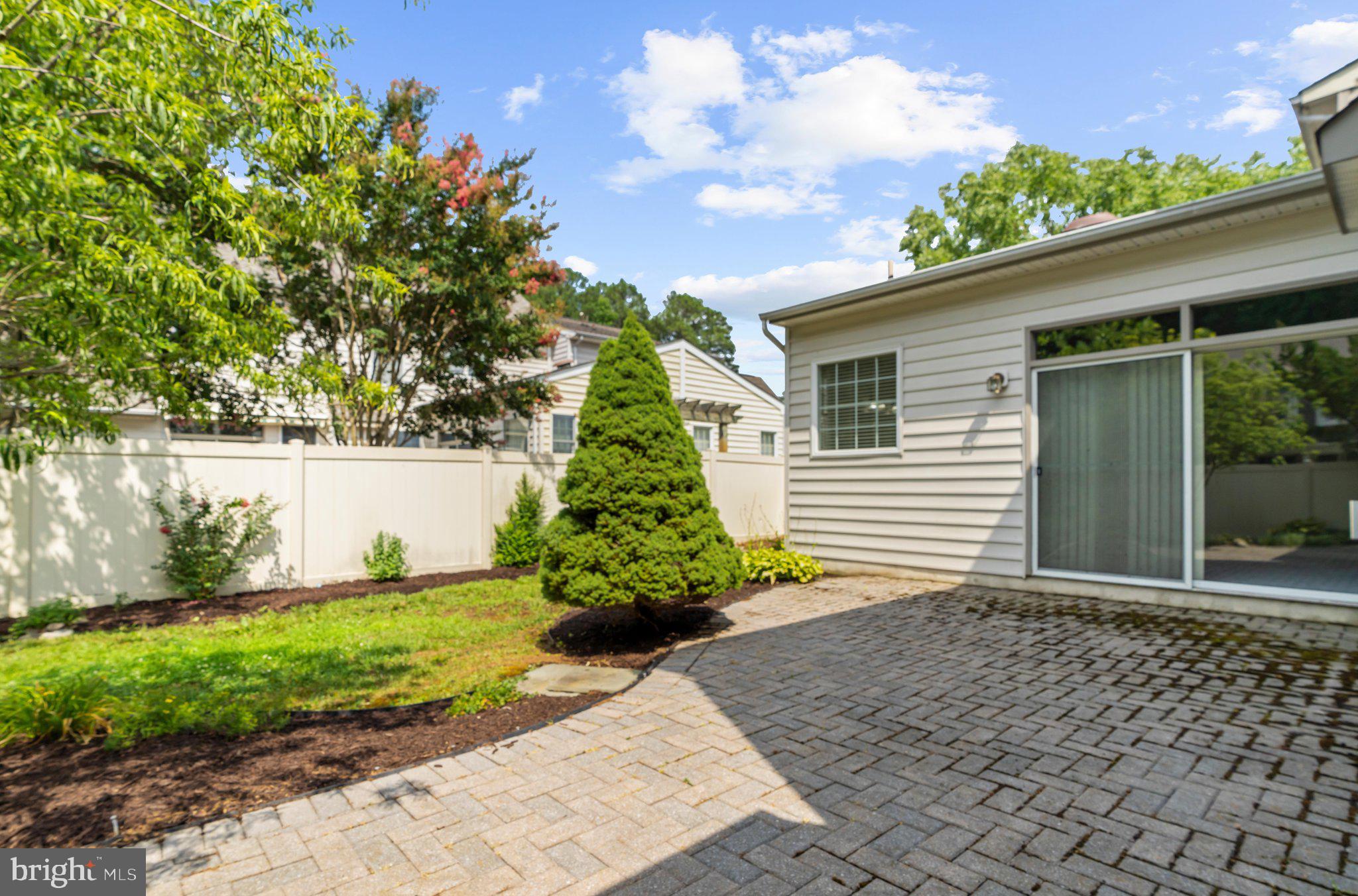 EASTON CLUB - Residential