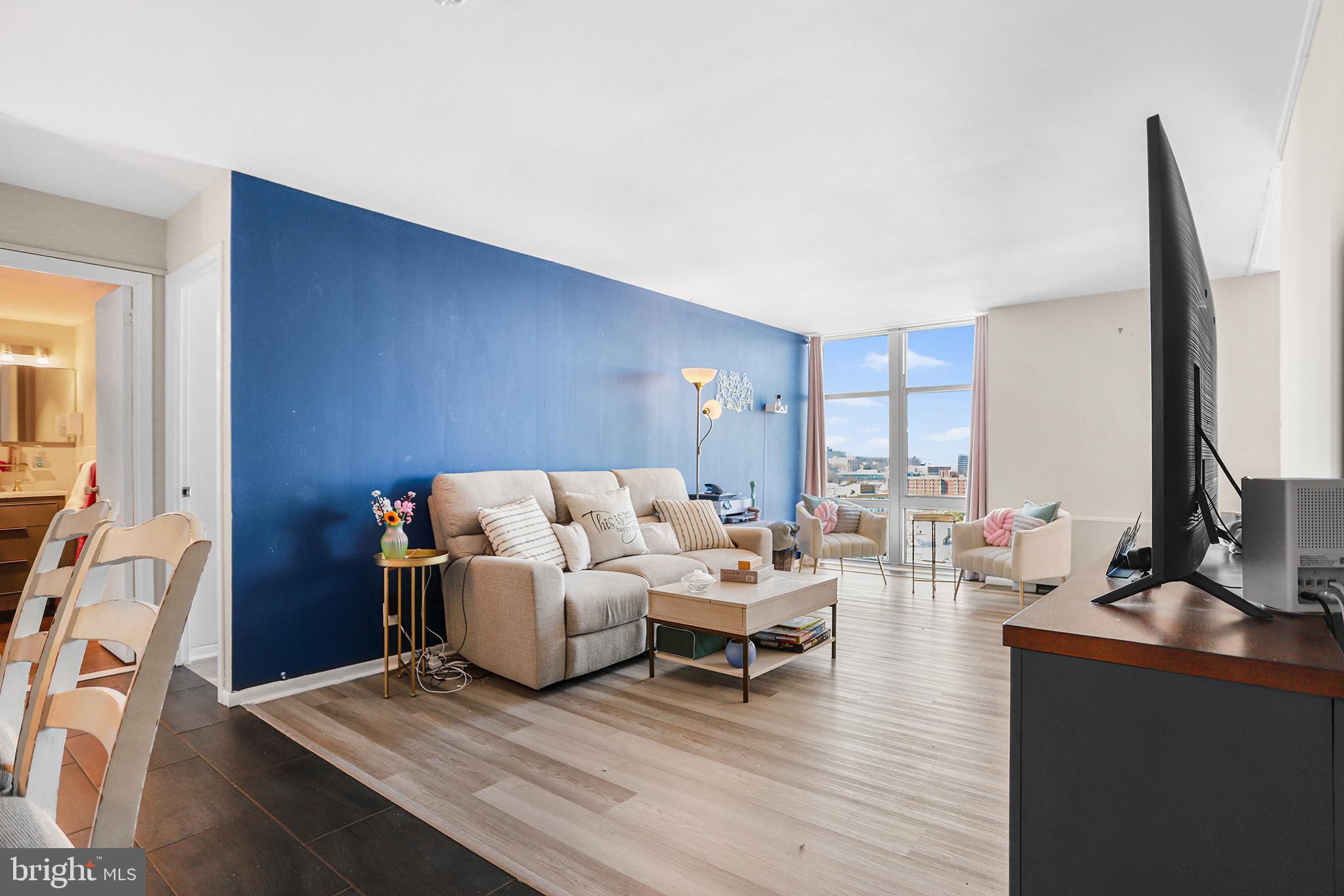 RIVER PARK - Residential