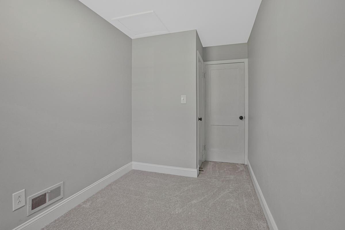 YALE HEIGHTS - Residential