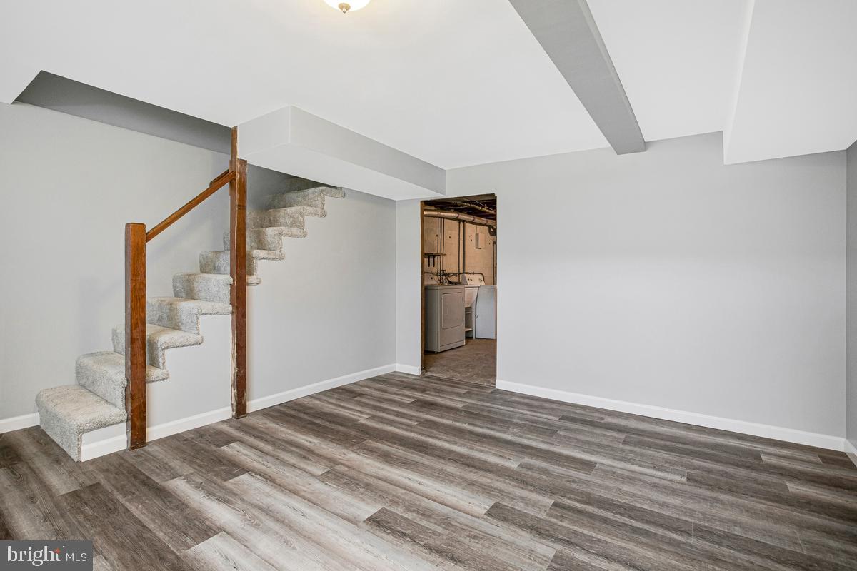 YALE HEIGHTS - Residential