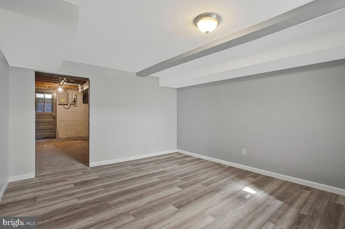 YALE HEIGHTS - Residential