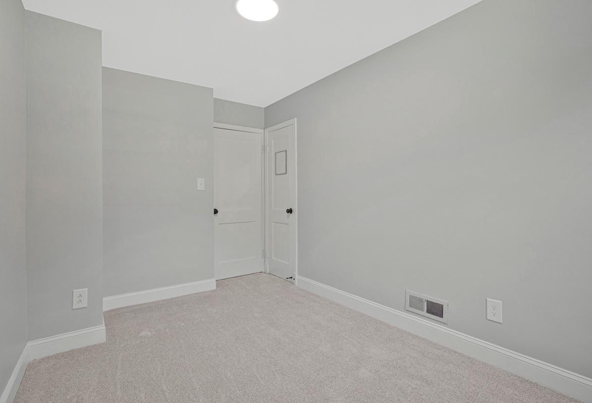 YALE HEIGHTS - Residential