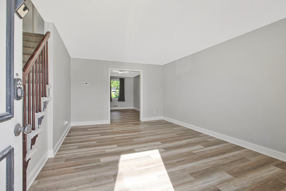 YALE HEIGHTS - Residential
