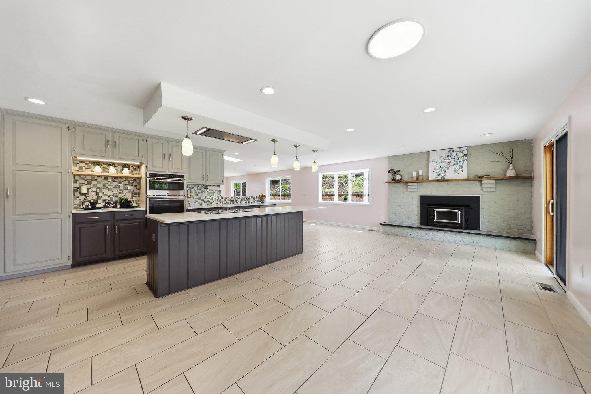 COBLENTZ HEIGHTS - Residential