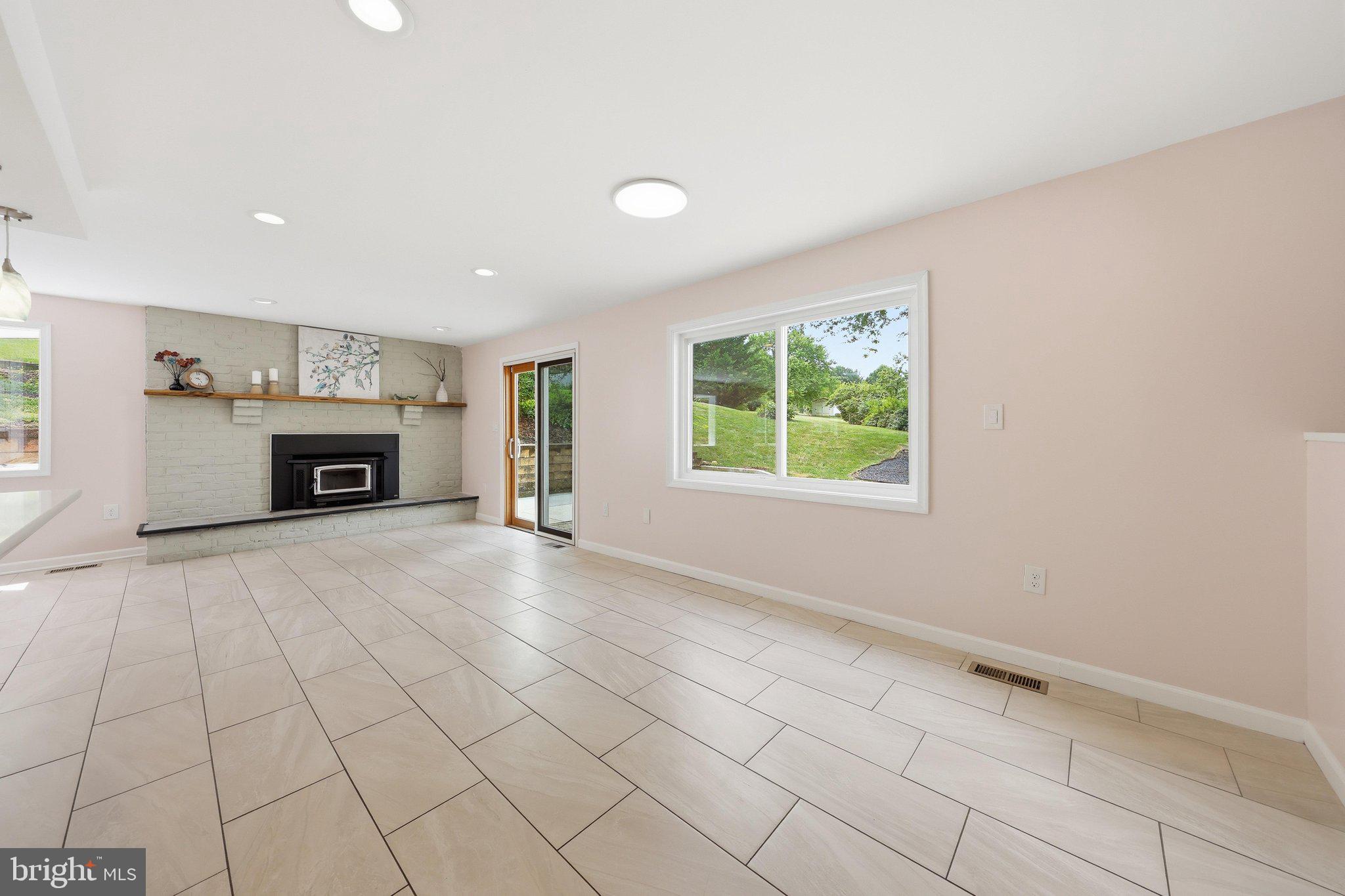 COBLENTZ HEIGHTS - Residential