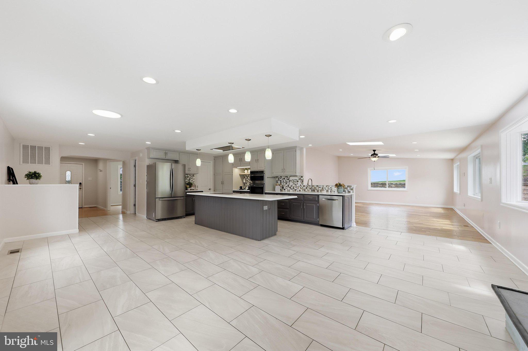 COBLENTZ HEIGHTS - Residential