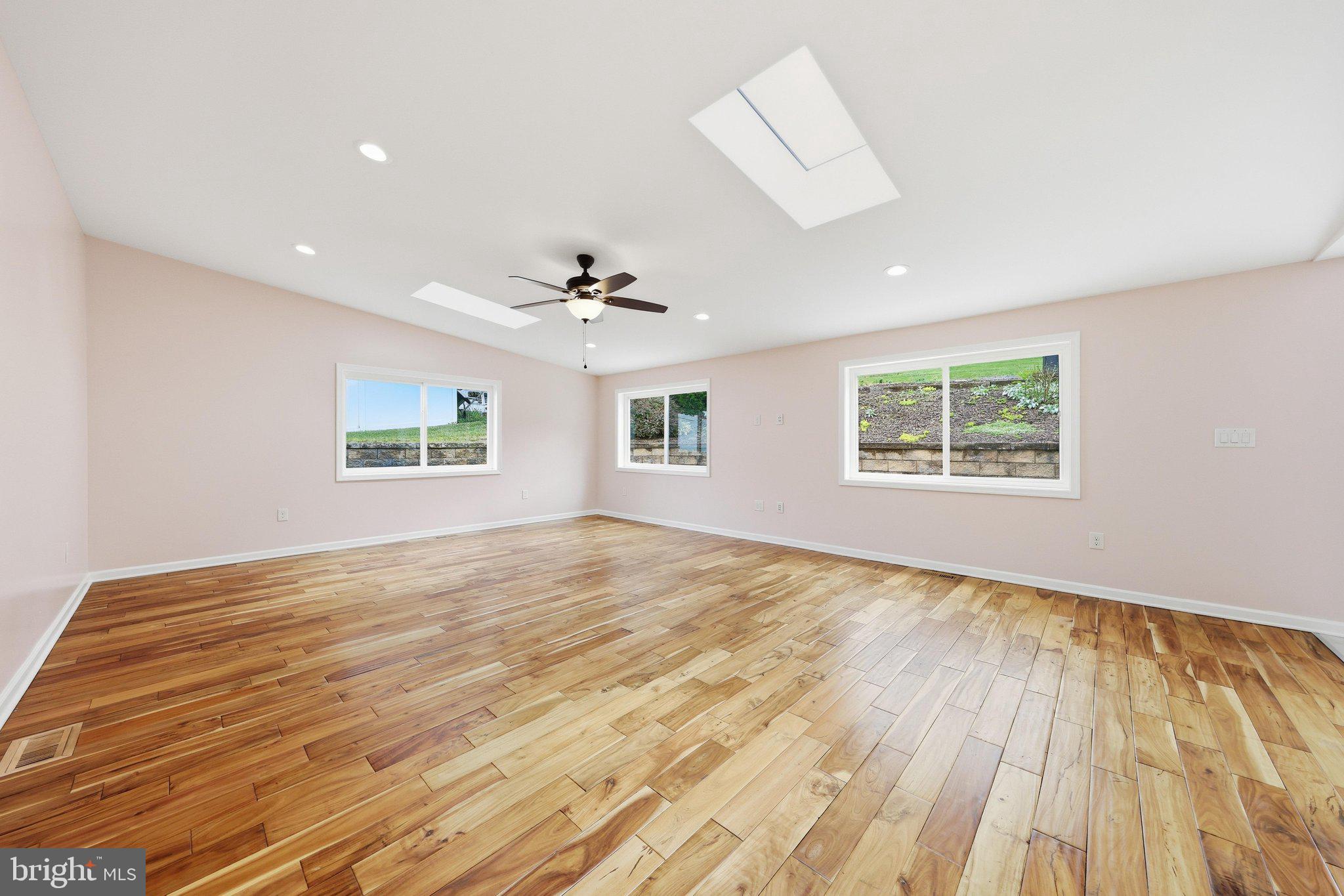 COBLENTZ HEIGHTS - Residential