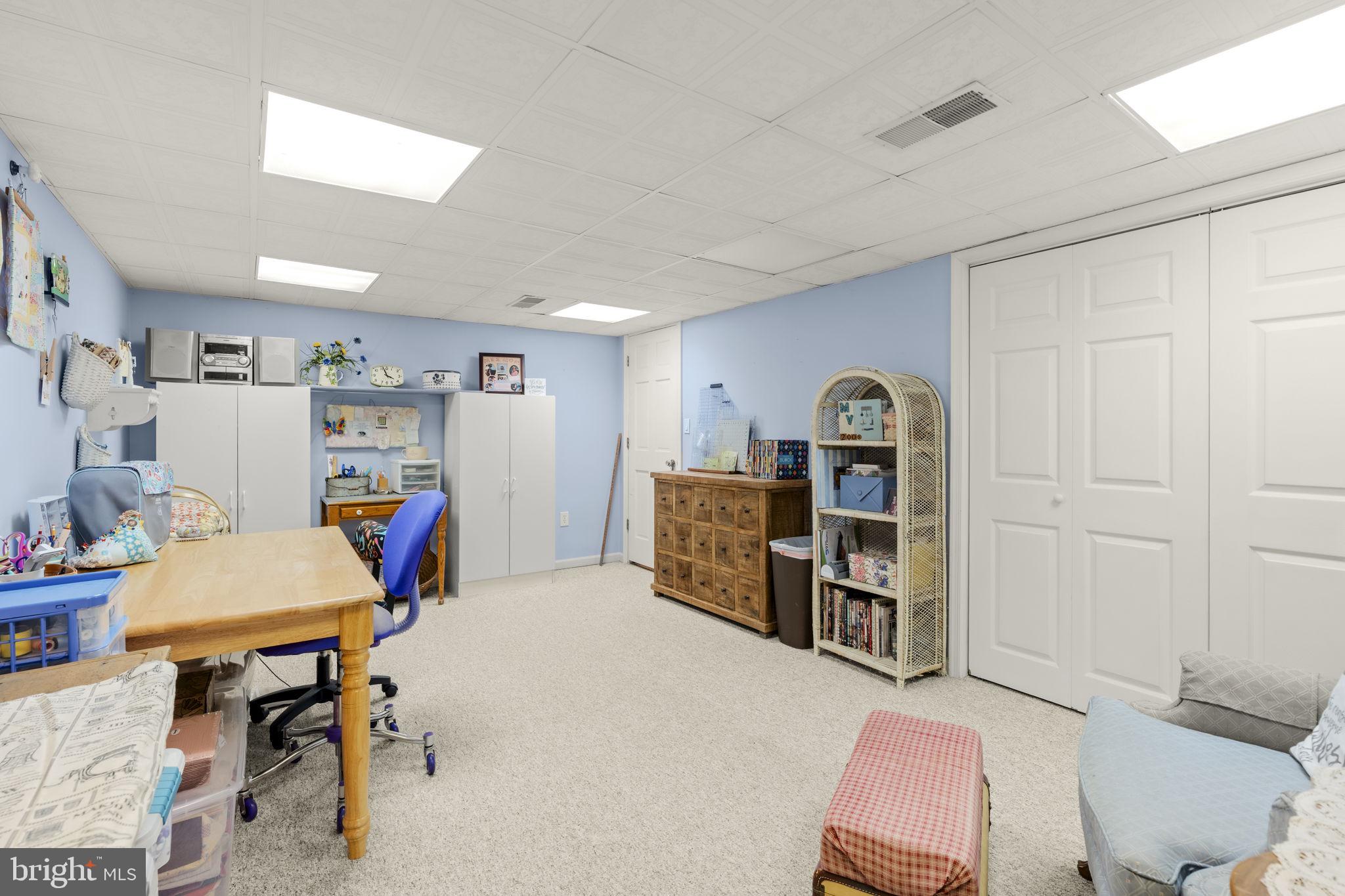 DENVER HEIGHTS - Residential