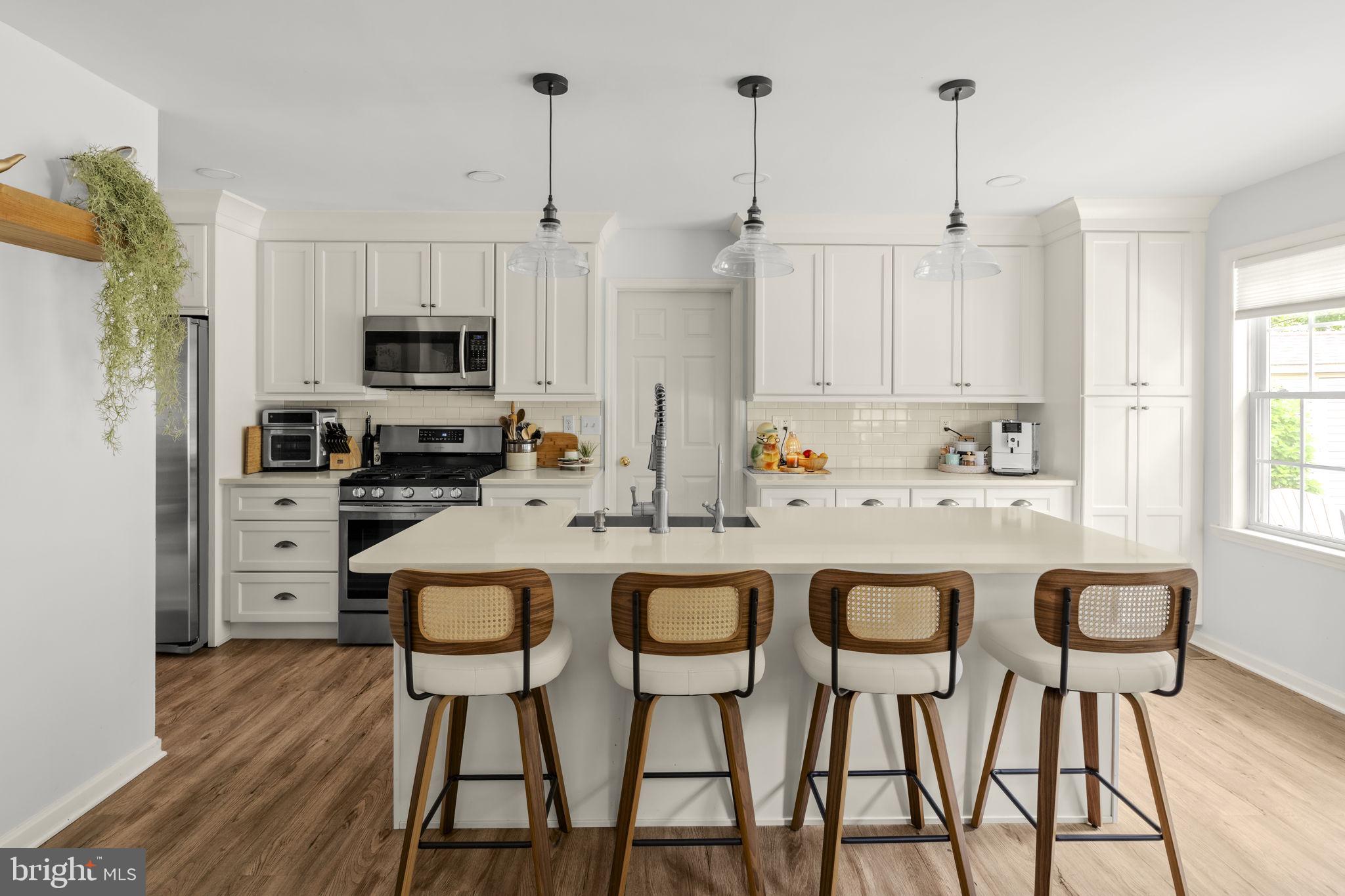 DENVER HEIGHTS - Residential