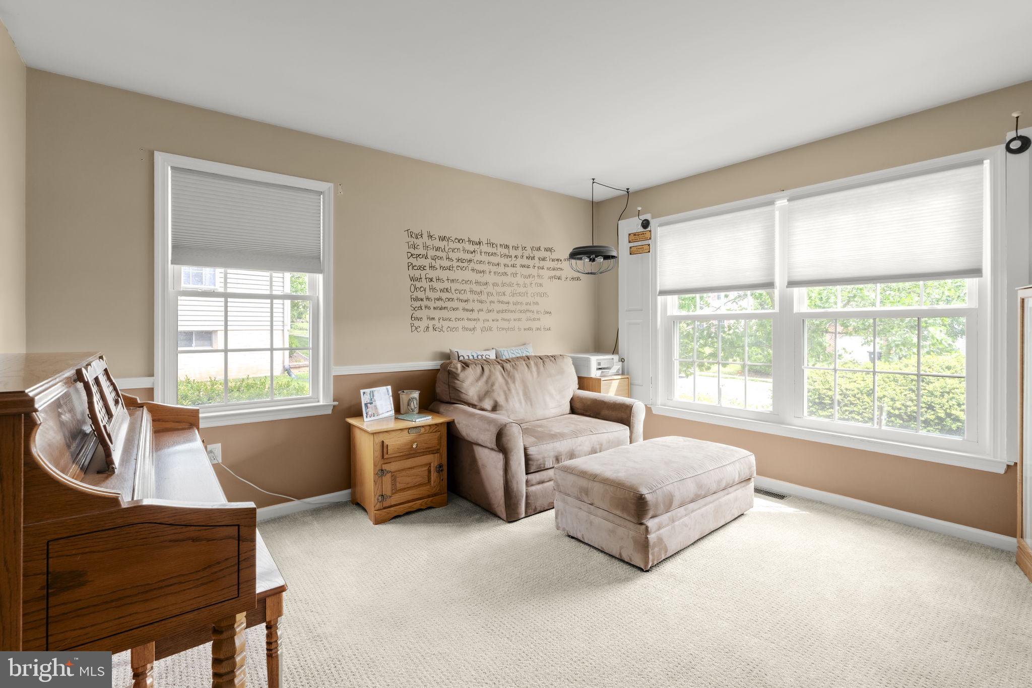DENVER HEIGHTS - Residential