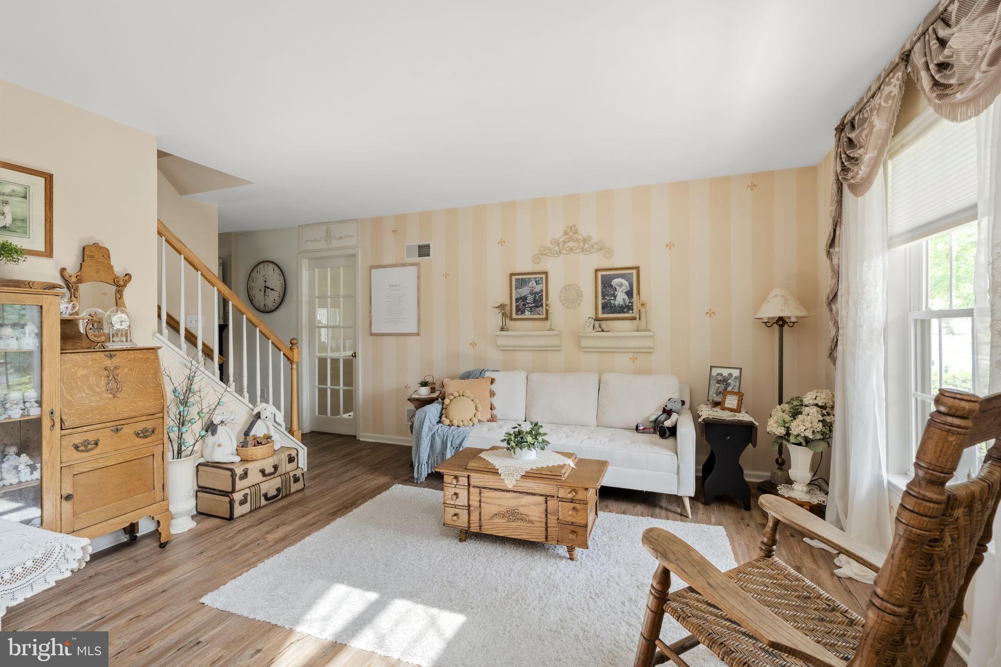 DENVER HEIGHTS - Residential
