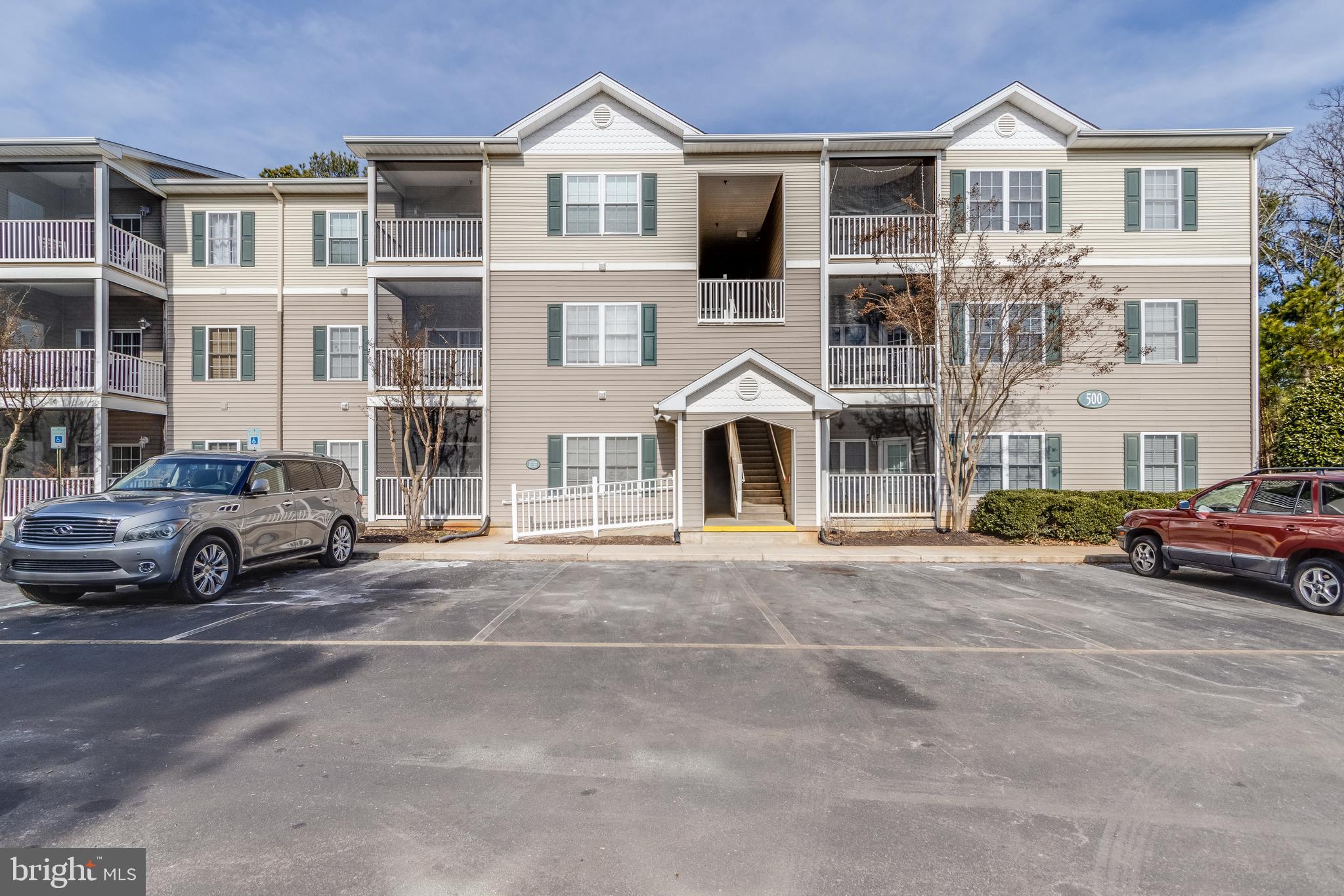 CREEKWOOD - Residential