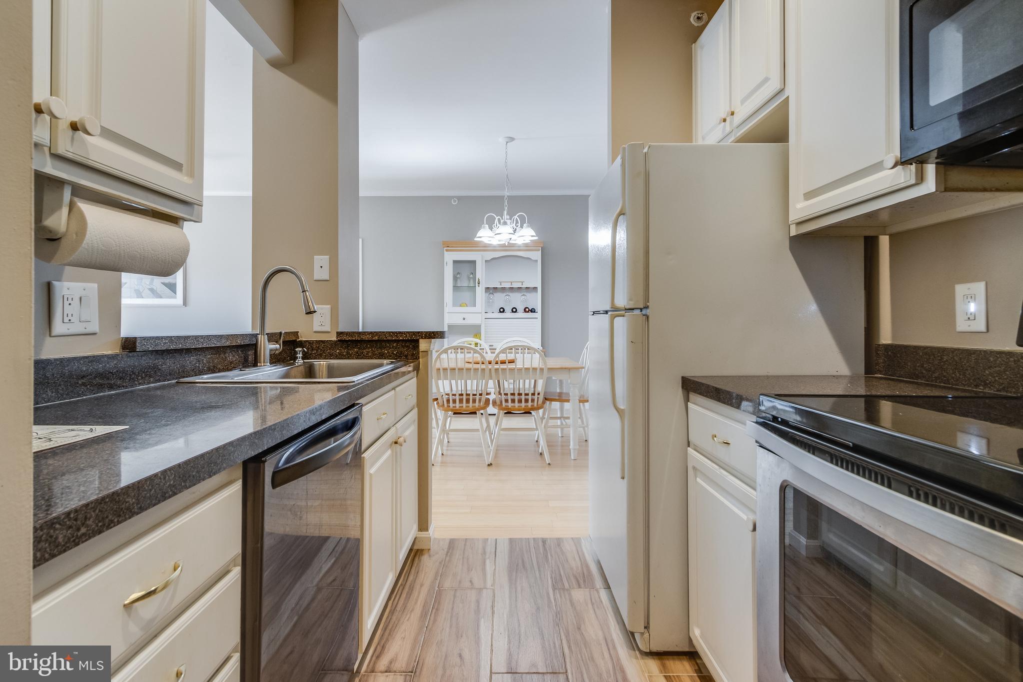 CREEKWOOD - Residential