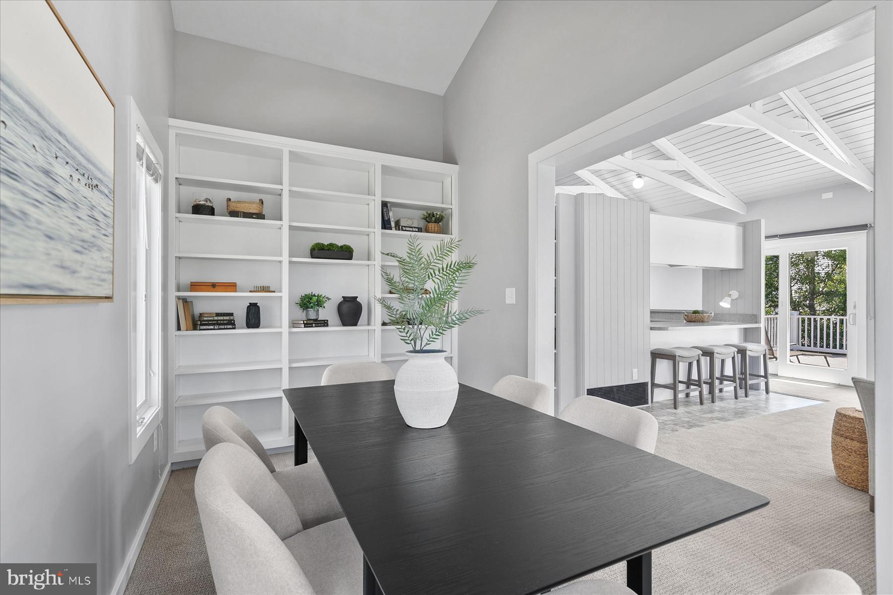 OCEAN VILLAGE - Residential