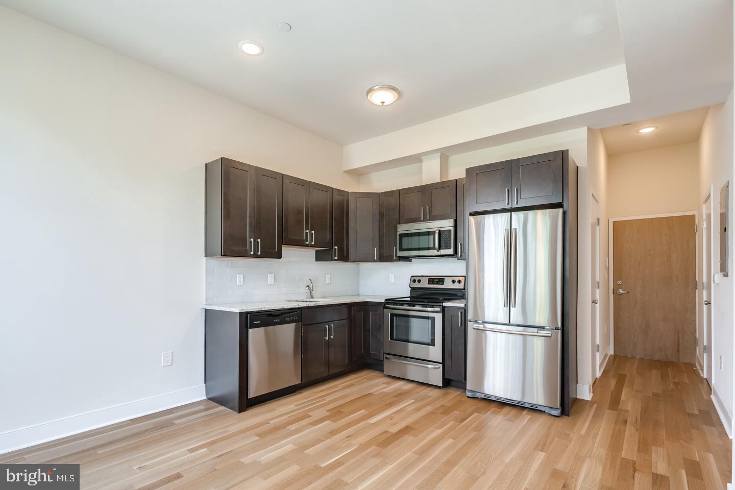Available NOW!

This fantastic 1 bedroom, 1 bathroom apartment just minutes from Center City and a block from Avenue of the Arts, you'll be in the center of it all! The building includes a large lobby area where you can collect your mail, a separate bike room and trash room, an elevator and a shared roof deck! The unit is complete with hardwood floors throughout, central air, washer/dryer in unit, a kitchen with stainless steel appliances and granite counter tops, and large north facing windows, you'll have a front row seat to the stunning skyline views!

Lease Terms: Generally, 1st month, and 1 month security deposit due at, or prior to, lease signing. Other terms may be required by Landlord such as last month's rent upfront. $65 application fee per applicant. Tenants are responsible for: electricity, gas (if applicable), cable/internet and $10/mo technology fee. Water is a flat monthly fee of $60. Additional fees or requirements may be applicable for units with Homeowners or Condo Associations. Landlord Requirements: Applicants to make 3x the monthly rent in verifiable gross income, credit history to be considered, no evictions within the past 5 years, and must have a verifiable rental history with on-time rental payments. Exceptions to this criteria may exist under the law and will be considered. Cosigners will be considered.

*Small pets under 15 lbs permitted with owner permission, $350 non-refundable pet fee plus $35/month pet rent