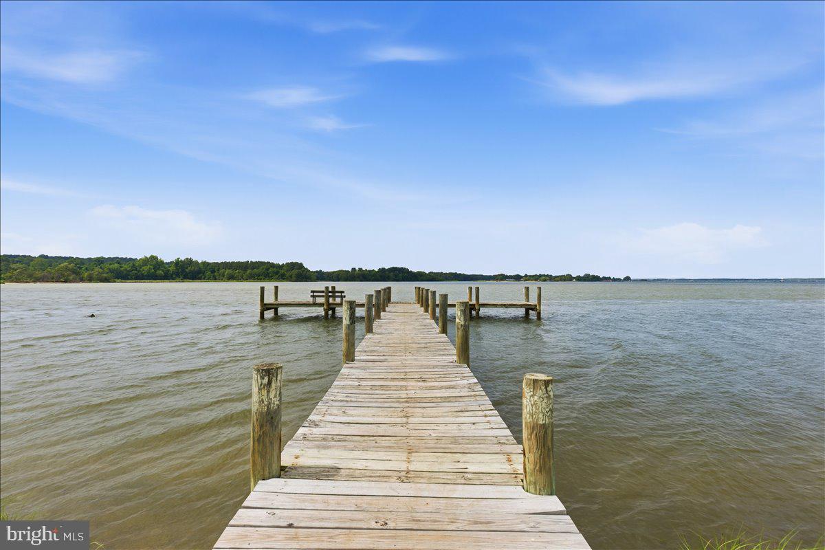 GOLDEN BEACH - Residential