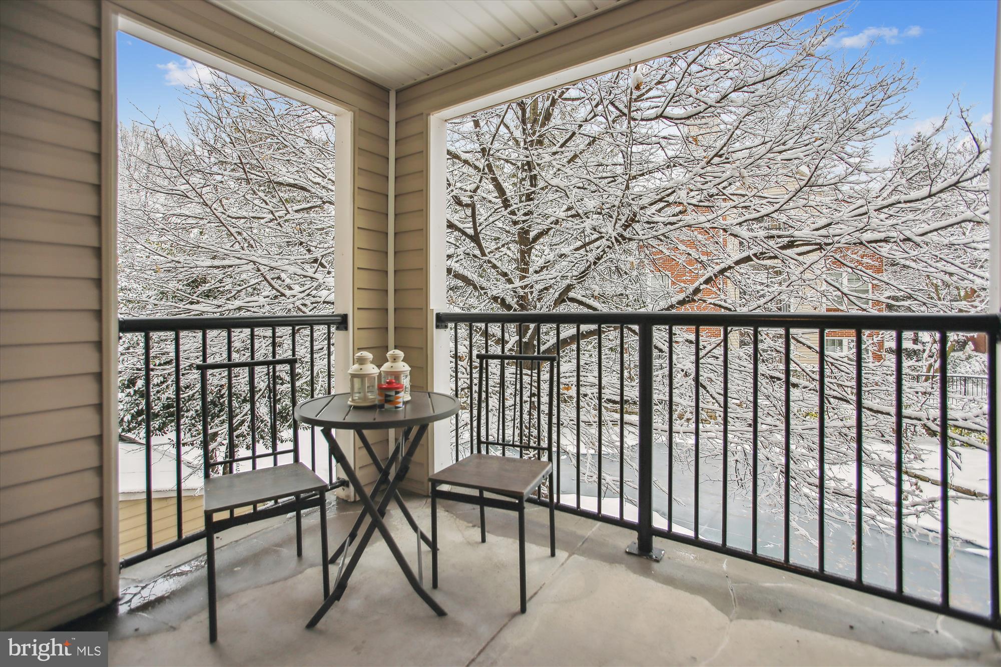 POINTE AT PARK CENTER - Residential
