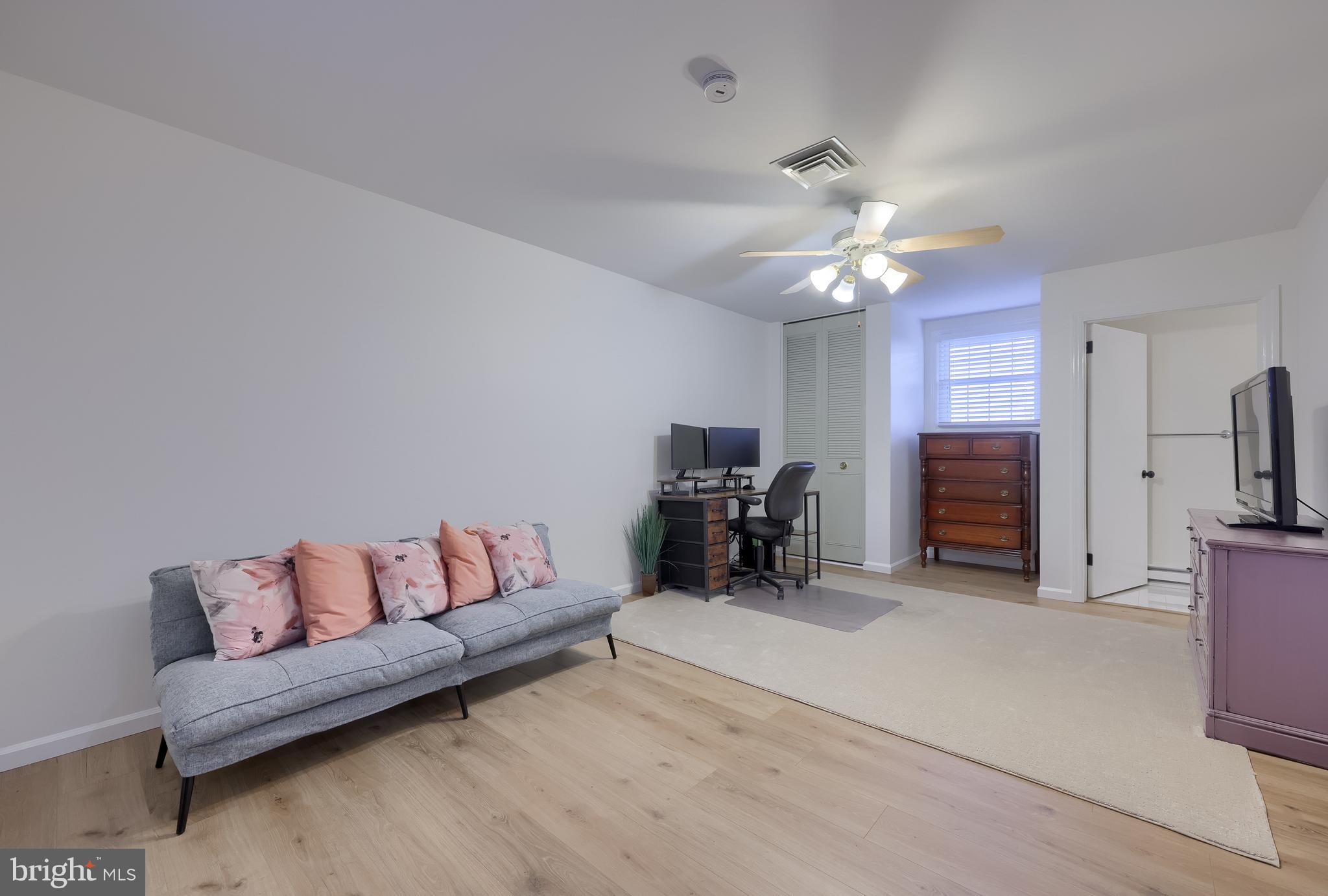 PALMYRA BOROUGH - Residential