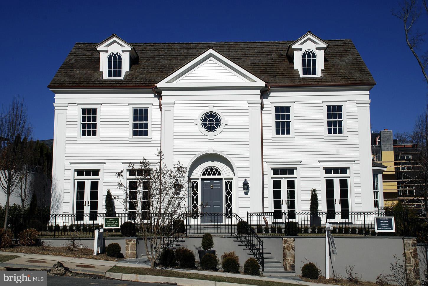 PHILLIPS PARK - Residential
